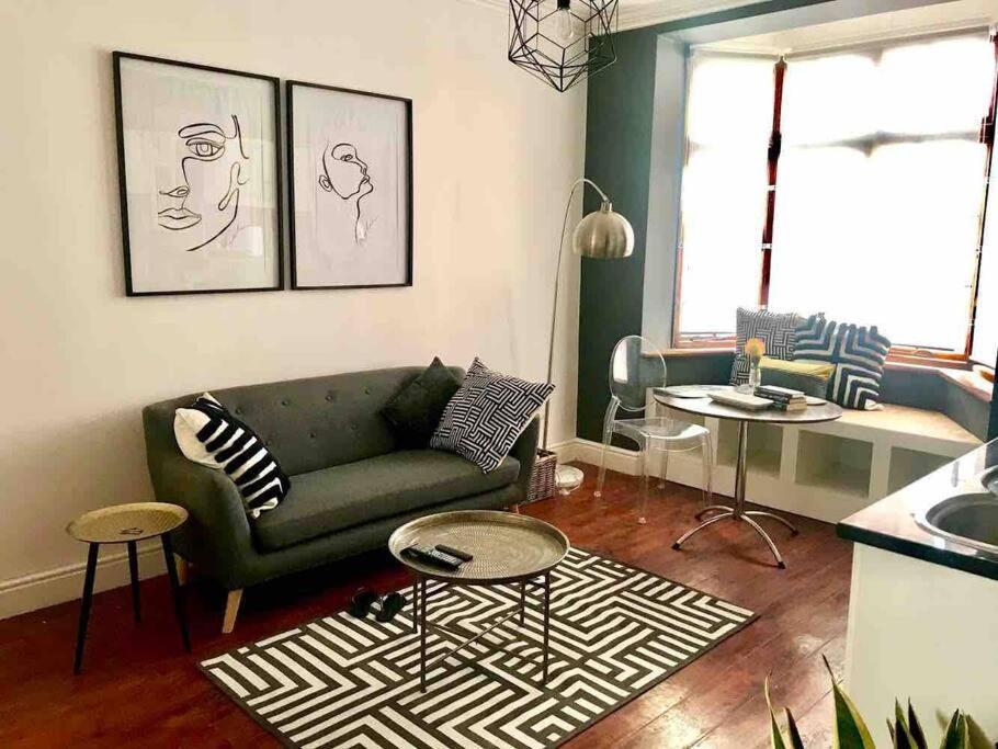 1-Bedroom Sea Point Gem - Perfect Location! Kaapstad Buitenkant foto