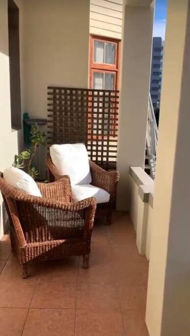 1-Bedroom Sea Point Gem - Perfect Location! Kaapstad Buitenkant foto