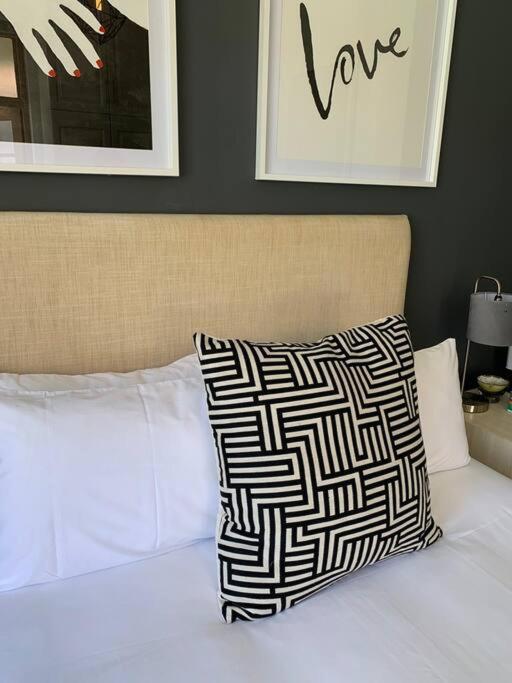 1-Bedroom Sea Point Gem - Perfect Location! Kaapstad Buitenkant foto